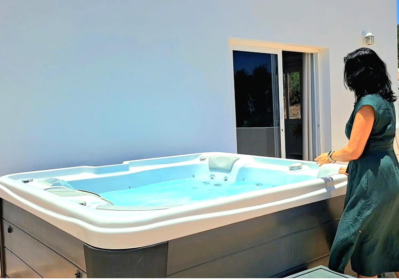 Villa Calma Climatized Pool Private Jacuzzi Spa In Tarajalejo Tuineje エクステリア 写真